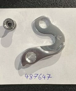 PATTE DE DERAILLEUR 2T