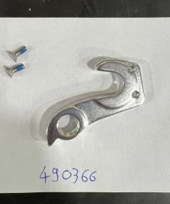 PATTE DE DERAILLEUR 2T ADAPTABLE GIANT
